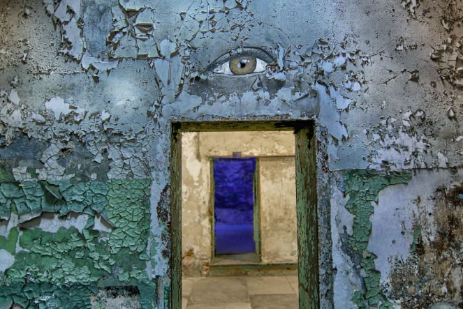door with eye
